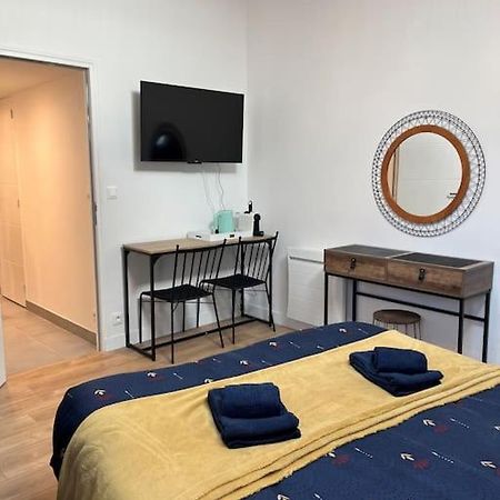 Chambre Spacieuse A Dinard Bagian luar foto